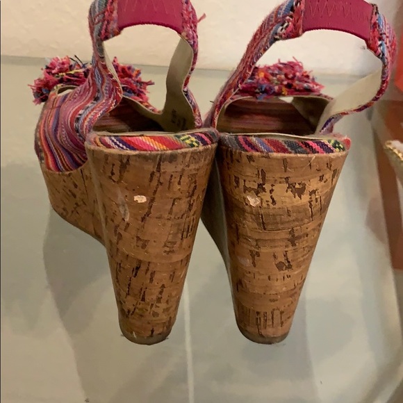 Fun Colorful Wedges - Picture 3 of 4